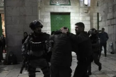 İsrail polisinden Türk turistlere şiddet ve gözaltı!