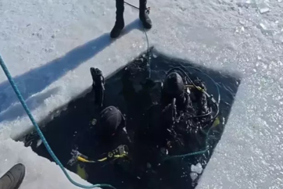 Erzurum'da jandarmadan buz gibi eğitim