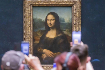 Mona Lisa taşınıyor