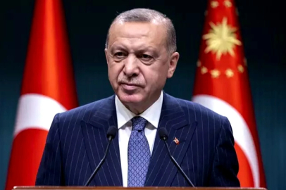 Erdoğan’dan 2028 mesajı: Kadınlar partimizi hak ettiği yere taşıyacak