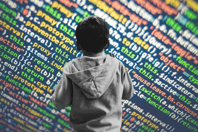 İngiltere'de yapay zeka ile üretilen çocuk istismarı görsellerine yeni yasal düzenleme