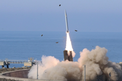 Türkiye'nin Yerli Balistik Füzesi İlk Testi Geçti