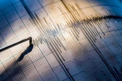 Ege Denizi'nde depremler sürüyor