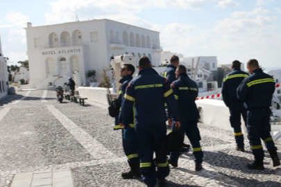 Yunanistan alarmda! Santorini Adası'na takviye asker sevk edildi