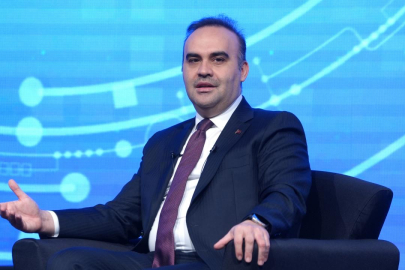 Bakan Kacır: Bu ay 2,5 milyar doların üzerinde yatırım ilanını paylaşacağız