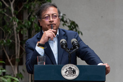 Kolombiya'da tüm bakanların istifası talep edildi