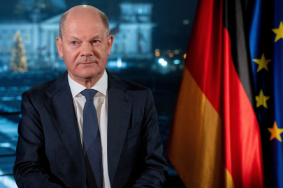 Almanya ve AB'den Trump'a rest! Ticaret savaşı kızışıyor... Scholz: AB hep birlikte karşılık verecek