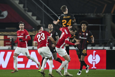 AZ Alkmaar - Galatasaray maç özeti izle! UEFA Avrupa Ligi (4-1)