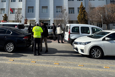 Selçuk Üniversitesi'nde silahlı saldırı! Dekan yardımcısı vuruldu