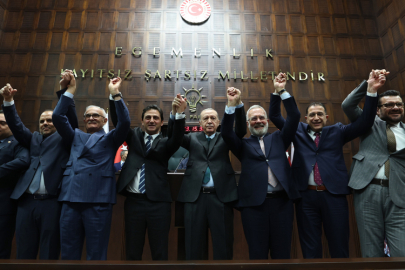 10 belediye başkanı AK Parti'ye katıldı