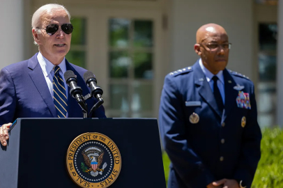 Trump'tan ani karar! Görevden aldı