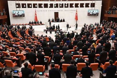 TBMM'de sandalye dağılımı değişti! İşte parti parti vekil sayıları