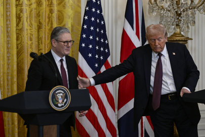 Trump'tan Starmer'a Kanada sorusu müdahalesi!