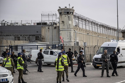 İsrail hapishanelerinden kurtulan yüzlerce Filistinlinin yaşadığı eziyetler ortaya çıktı