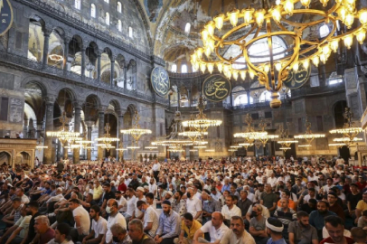 Kadir Gecesi yarın idrak edilecek