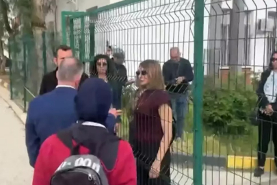 28 Şubat kafası KKTC'de hortladı! Okul kapısında başörtü nöbeti