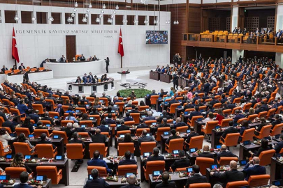 Evlenmek isteyenler de gassal olmak isteyenler de TBMM'nin kapısını çalıyor