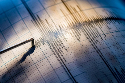 Antalya'da 4.1 büyüklüğünde korkutan deprem