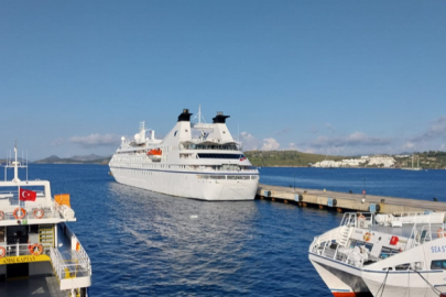 ''Star Legend'' kruvaziyeri Bodrum'da