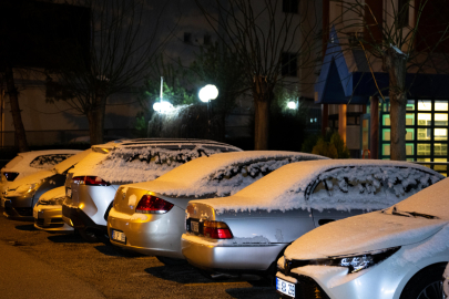 Ankara'da kar yağışı etkili oldu