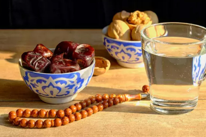 Şevval ayı 6 gün oruçları nasıl tutulur? Peş peşe mi, aralıklı mı? Niyeti nasıl yapılır?