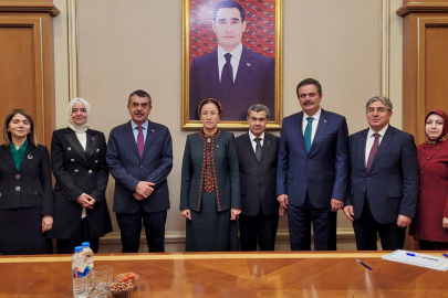 Bakan Tekin: Türkmenistan'ın yanında olmaya devam edeceğiz