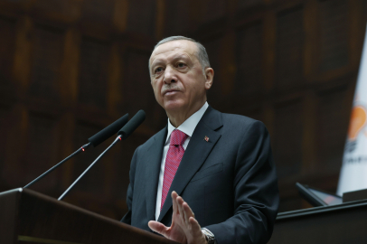 Cumhurbaşkanı Erdoğan’dan CHP’ye sert eleştiri: Rüşvetçileri kahraman ilan ettiler