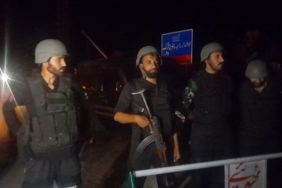 Pakistan-Hindistan savaşı başladı!