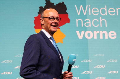 Merz: Ateşkesi reddetmesi halinde Rusya'ya sert yaptırımlar uygulanacak