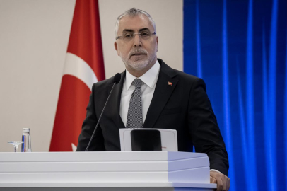 Bakan Işıkhan: Ev kadınlarına emeklilik hakkı tanıyacağız