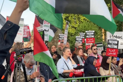 Londra'da binlerce kişi, İngiltere'nin İsrail'e silah satışını protesto etti