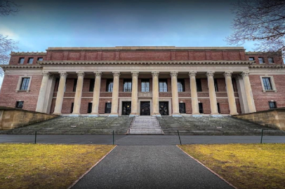 Trump yönetimi, hükümetin Harvard ile yaptığı kalan sözleşmeleri de iptal ediyor