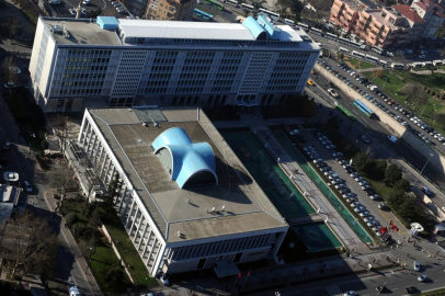 İBB'deki yolsuzluk ağı tel tel dökülüyor: 2 kilit isim daha itirafçı oldu