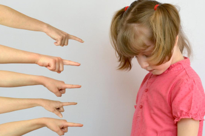 Çocuklar arasında siber zorbalık artıyor