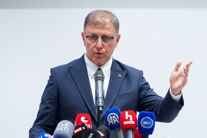 Soyer'i isim vermeden suçladı! CHP'li Tugay kıyımı ilan etti