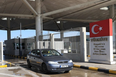 Gurbetçinin vatan sevinci sınırda başlıyor