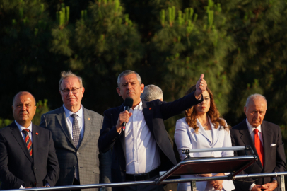 Özgür Özel fena yakalandı! Şov yapmaya kalktı, kendi belediyesinin eseri çıktı