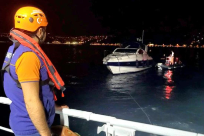 Beykoz açıklarında sürüklenen tekne kurtarıldı