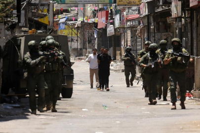 İşgalci İsrailliler, Batı Şeria'da 3 Filistinliyi öldürdü