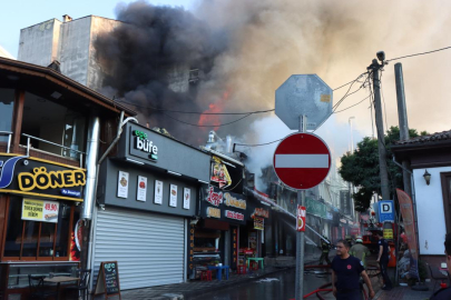 Bursa'nın tarihi semtinde yangın