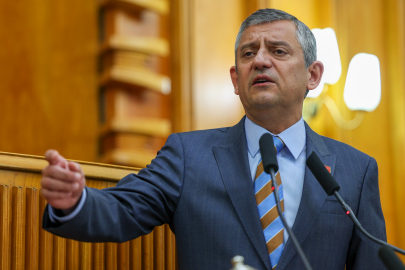 Özgür Özel Leman'ın skandal karikatürüne sahip çıktı