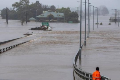 Avustralya'da şiddetli yağış ve rüzgar 35 bin haneyi elektriksiz bıraktı