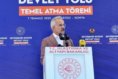 Bakan Uraloğlu: Kara yolu ağını güçlendirmek için 176 milyar doların üstünde yatırım yaptık