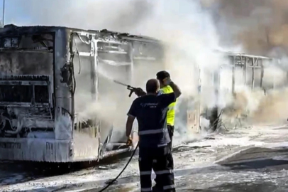 İstanbul'da metrobüste korkutan yangın
