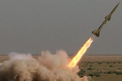 İsrail'de sirenler çaldı: Husiler, Ben Gurion havalimanını balistik füzeyle hedef aldı!