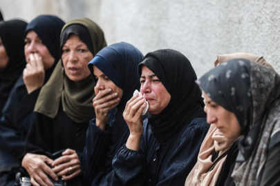 Katil İsrail'in Gazze'ye yönelik saldırılarında 39 Filistinli hayatını kaybetti