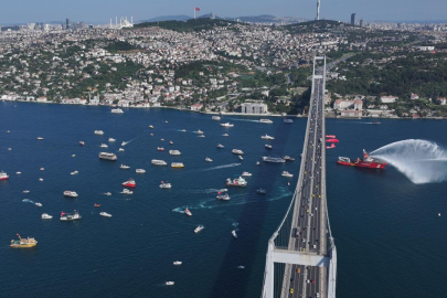 253 şehidin anısına 253 tekne İstanbul Boğazı'ndan geçiş yaptı