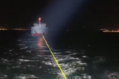 Çanakkale Boğazı'nda arızalanan kargo gemisi kurtarıldı