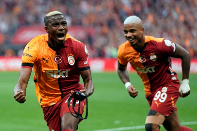 Galatasaray, Osimhen için son düzlüğe girdi! Napoli'nin Lucca hamlesi umut oldu