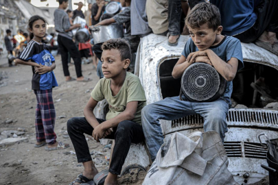 AFP, açlıktan ölme riskiyle karşı karşıya olan Gazze'deki çalışanlarını tahliye edecek